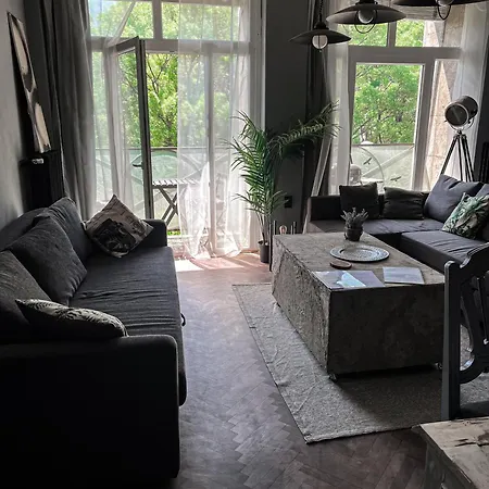 St George Apartment